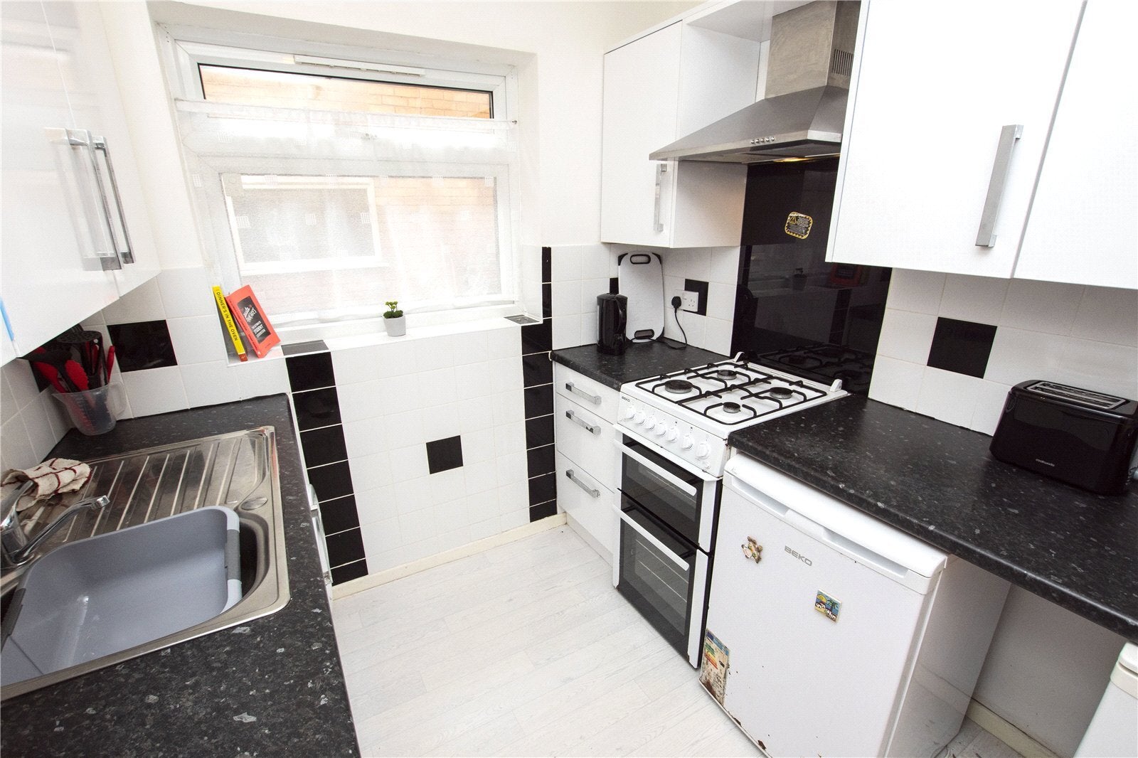 Flat Wellman Croft in Birmingham