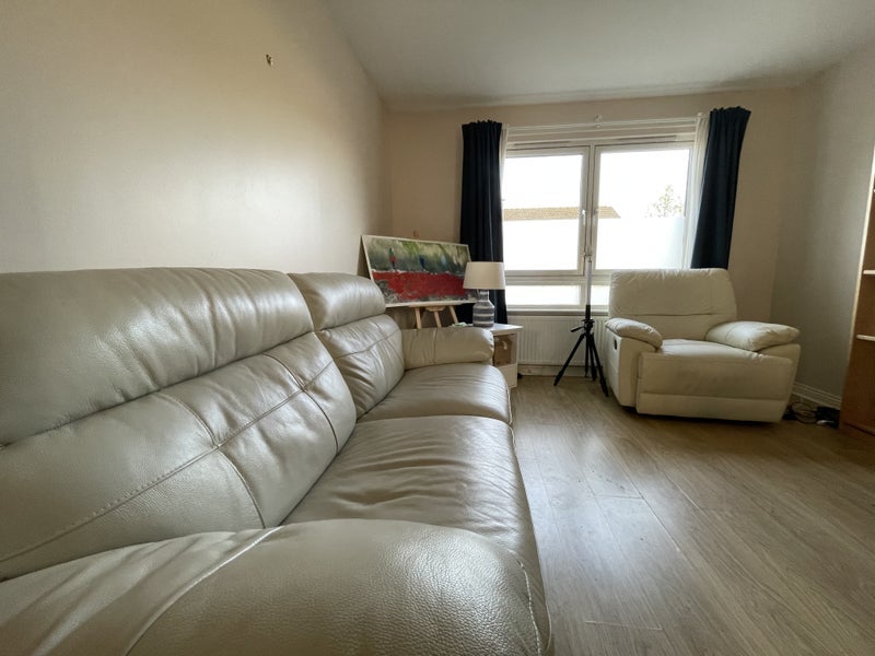 Room Ruthven Place in City of Edinburgh