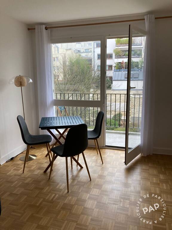 Flat Rue Damesme in Paris