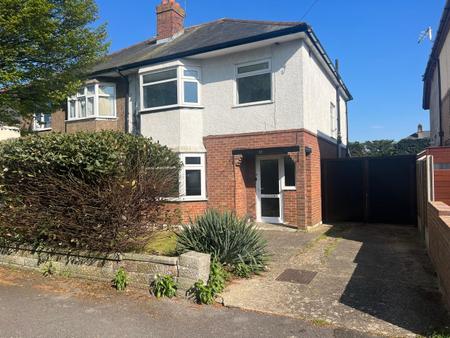 House Claremont Avenue in Bournemouth