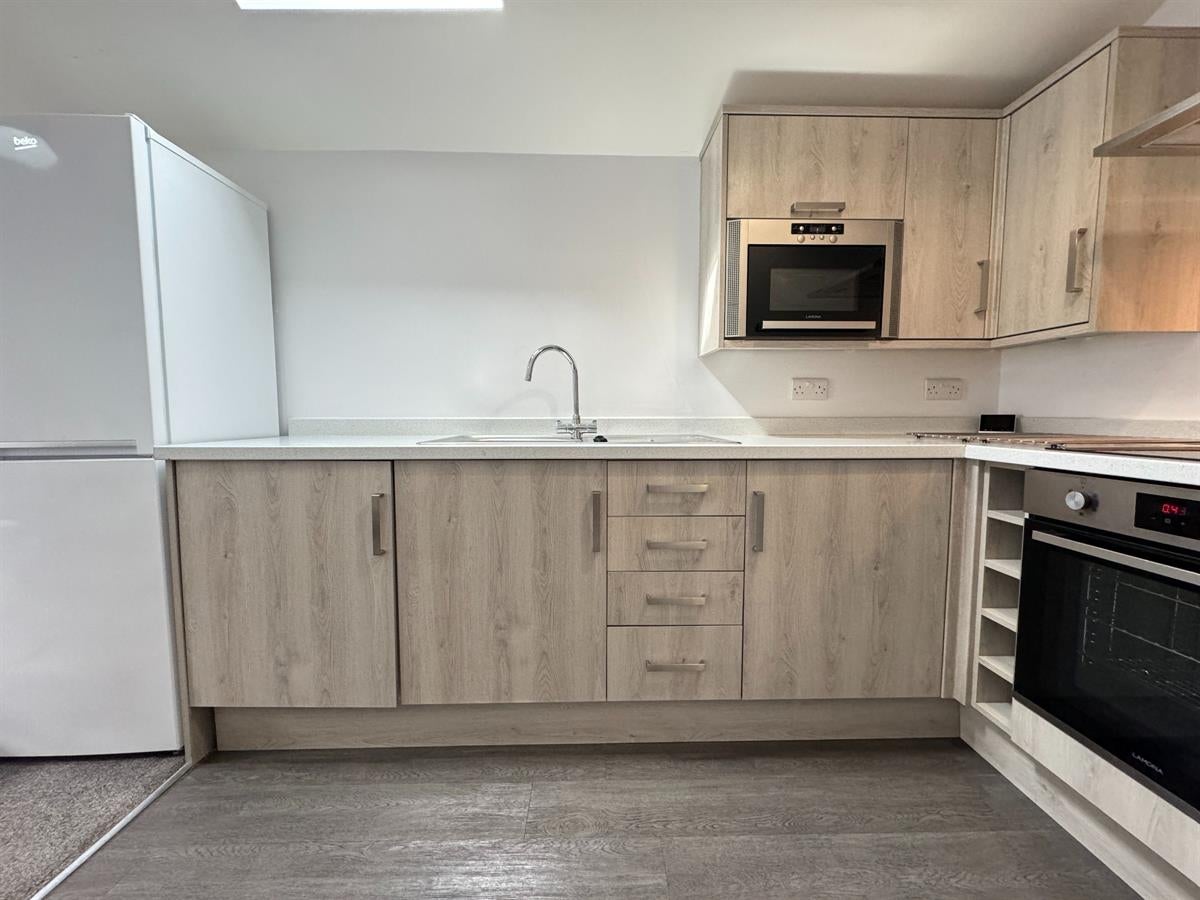 Flat Millicent Road in Nottingham