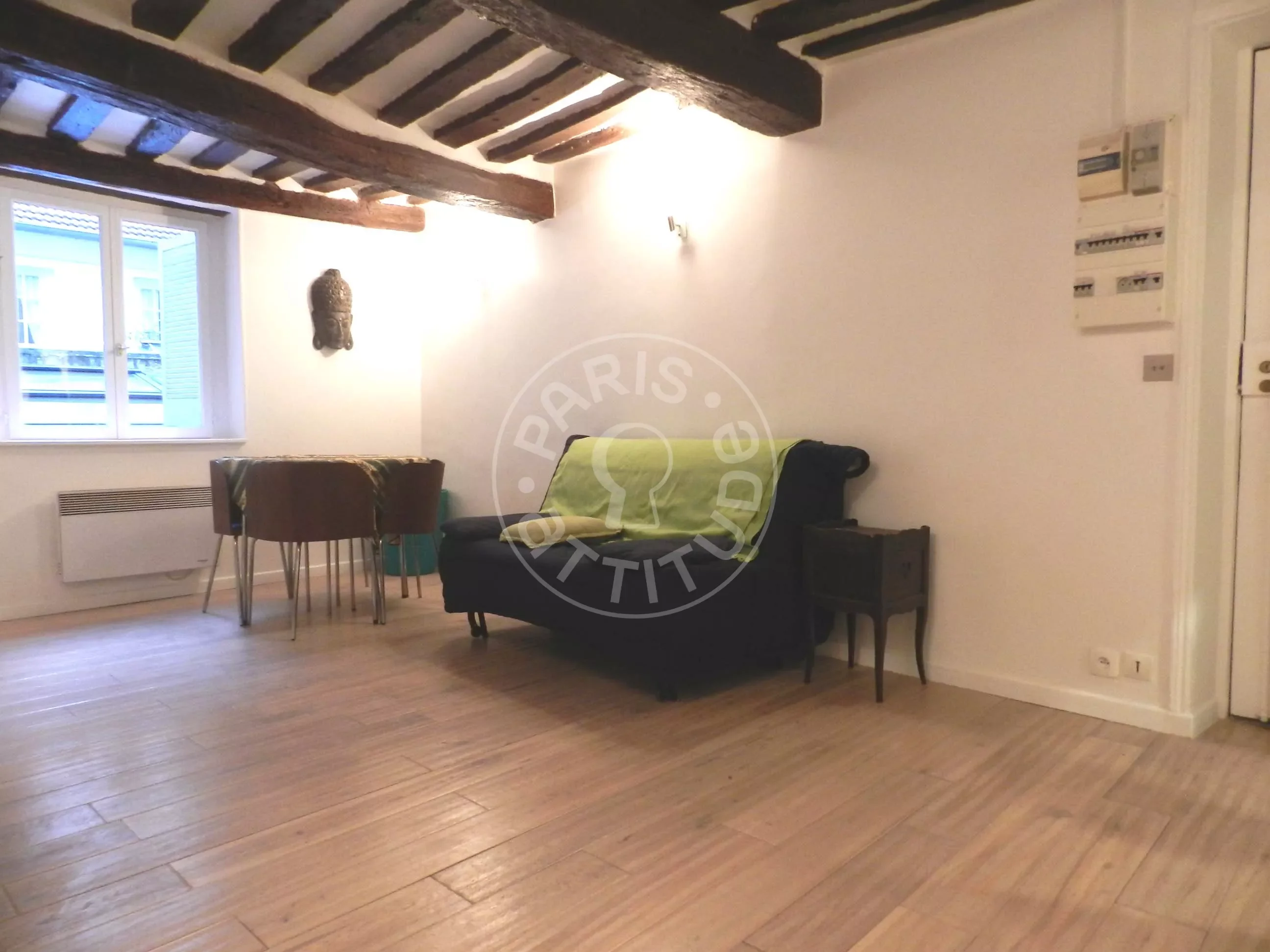 Flat Rue du Vertbois in Paris