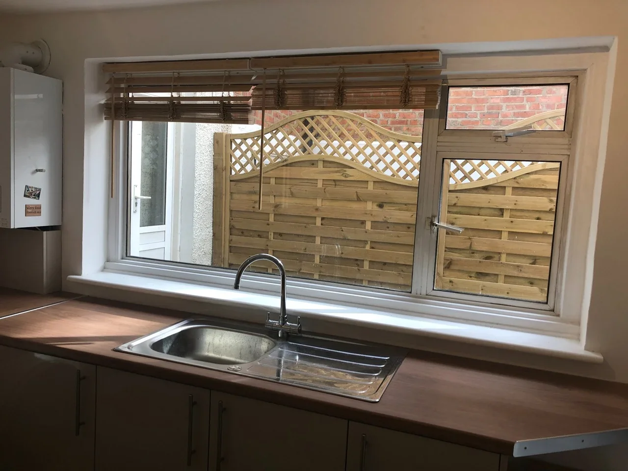 Flat Cotleigh Road in Greater London