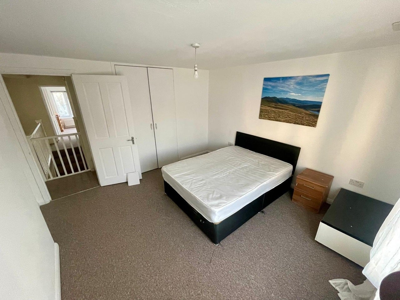 Room Albion Road in Greater London