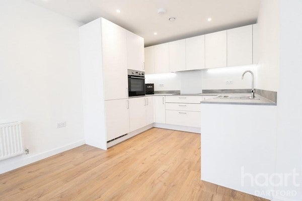 Flat Overy Liberty in Dartford