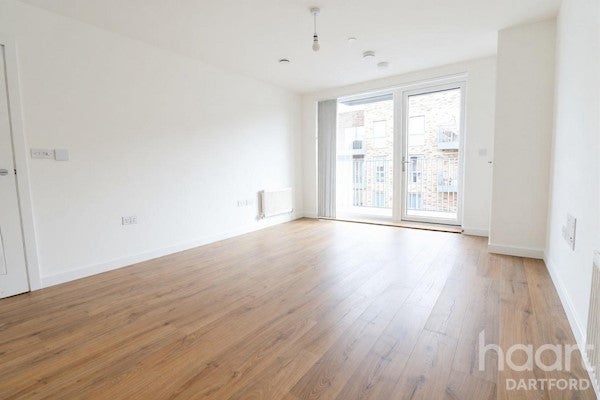 Flat Overy Liberty in Dartford