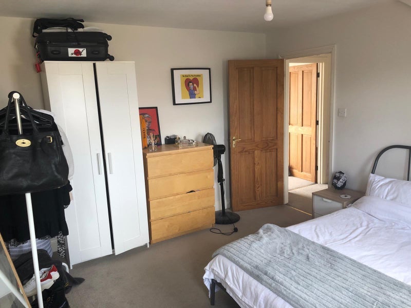Room Lower Richmond Road in Greater London