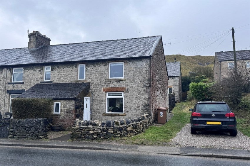 House Burlow Road in High Peak