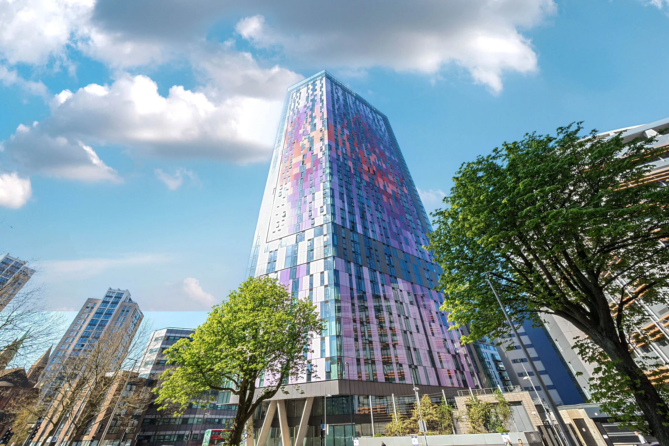 Flat Saffron Square in Greater London