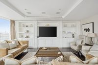 Flat Gatliff Road in City of Westminster