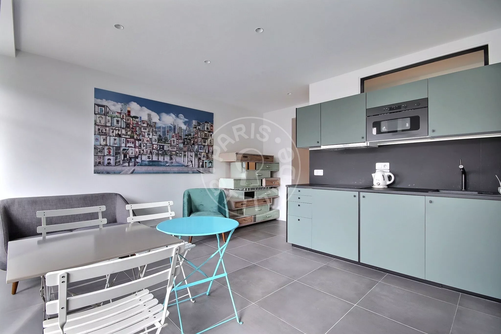 Appartement Avenue Pierre-Iᵉʳ-de-Serbie à Paris