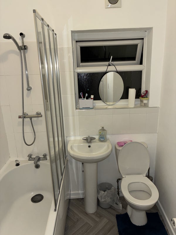 Room Wallis Street in Nottingham