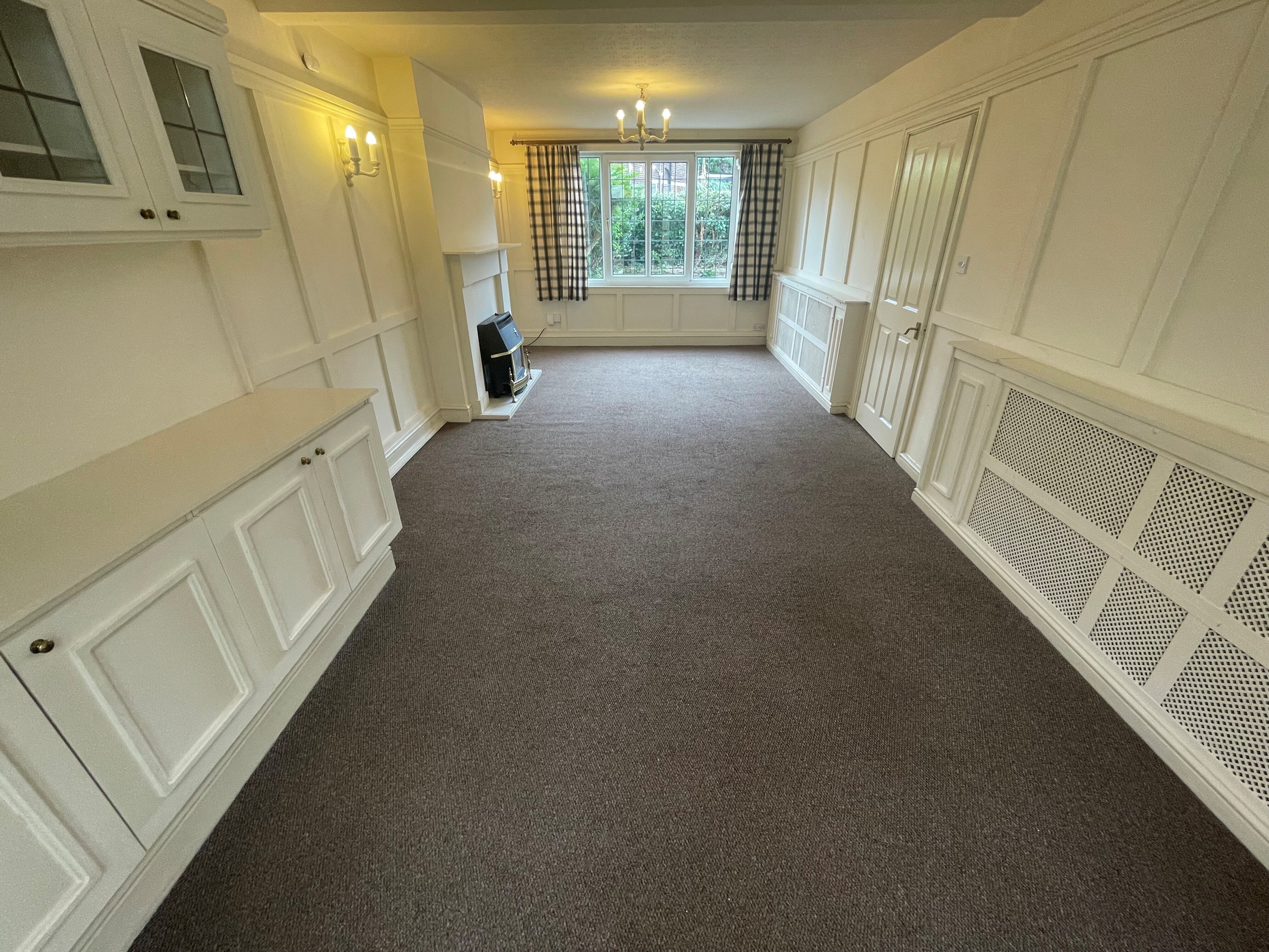 House Cedarland Crescent in Broxtowe