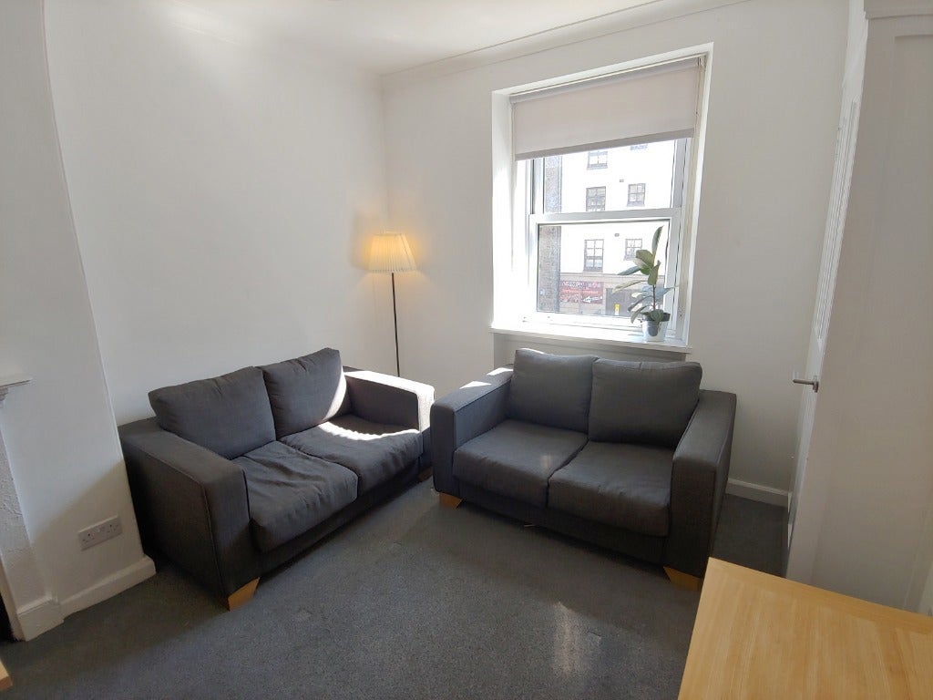 Flat Marshall Street in City of Edinburgh