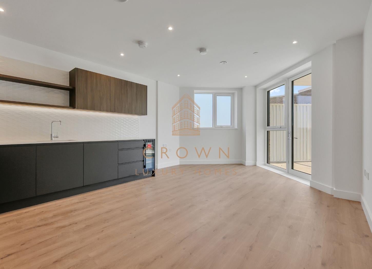 Flat Nathan Way in Greater London
