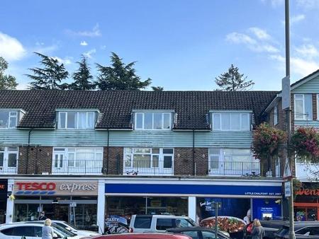 Flat Chenies Parade in Little Chalfont