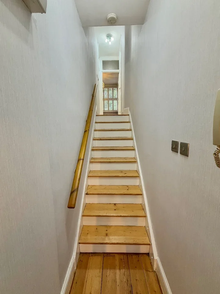 Flat Milton Park in Greater London