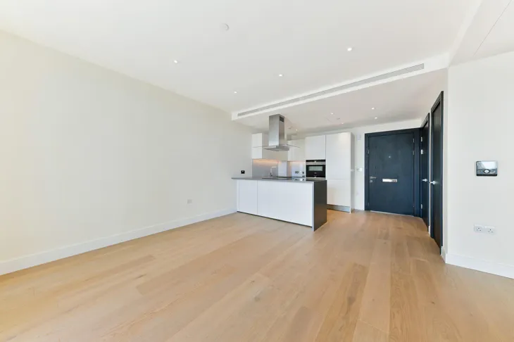 Flat Sopwith Way in Greater London