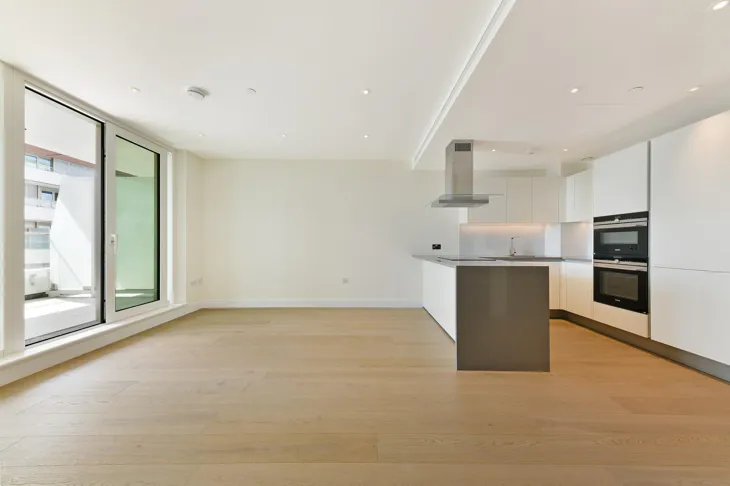 Flat Sopwith Way in Greater London