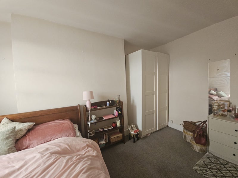 Flat Winston Road in Greater London