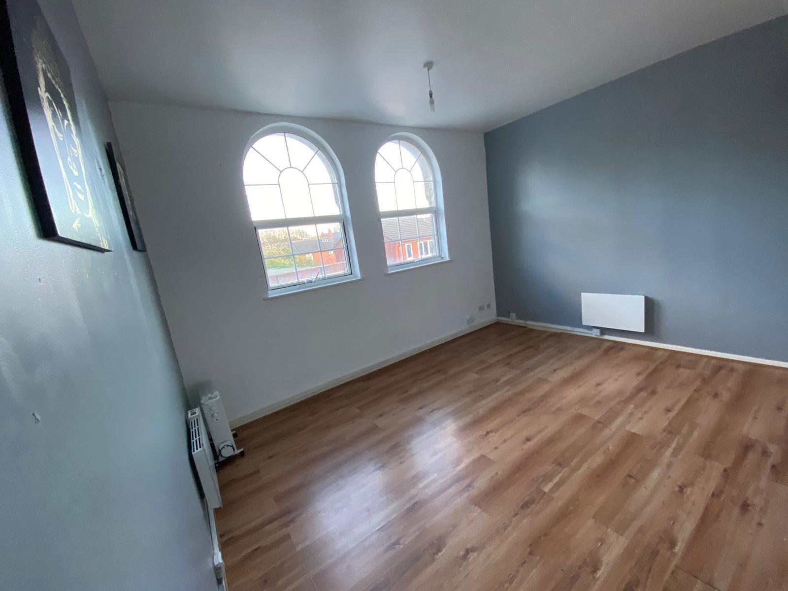 Flat Cheapside in Willenhall
