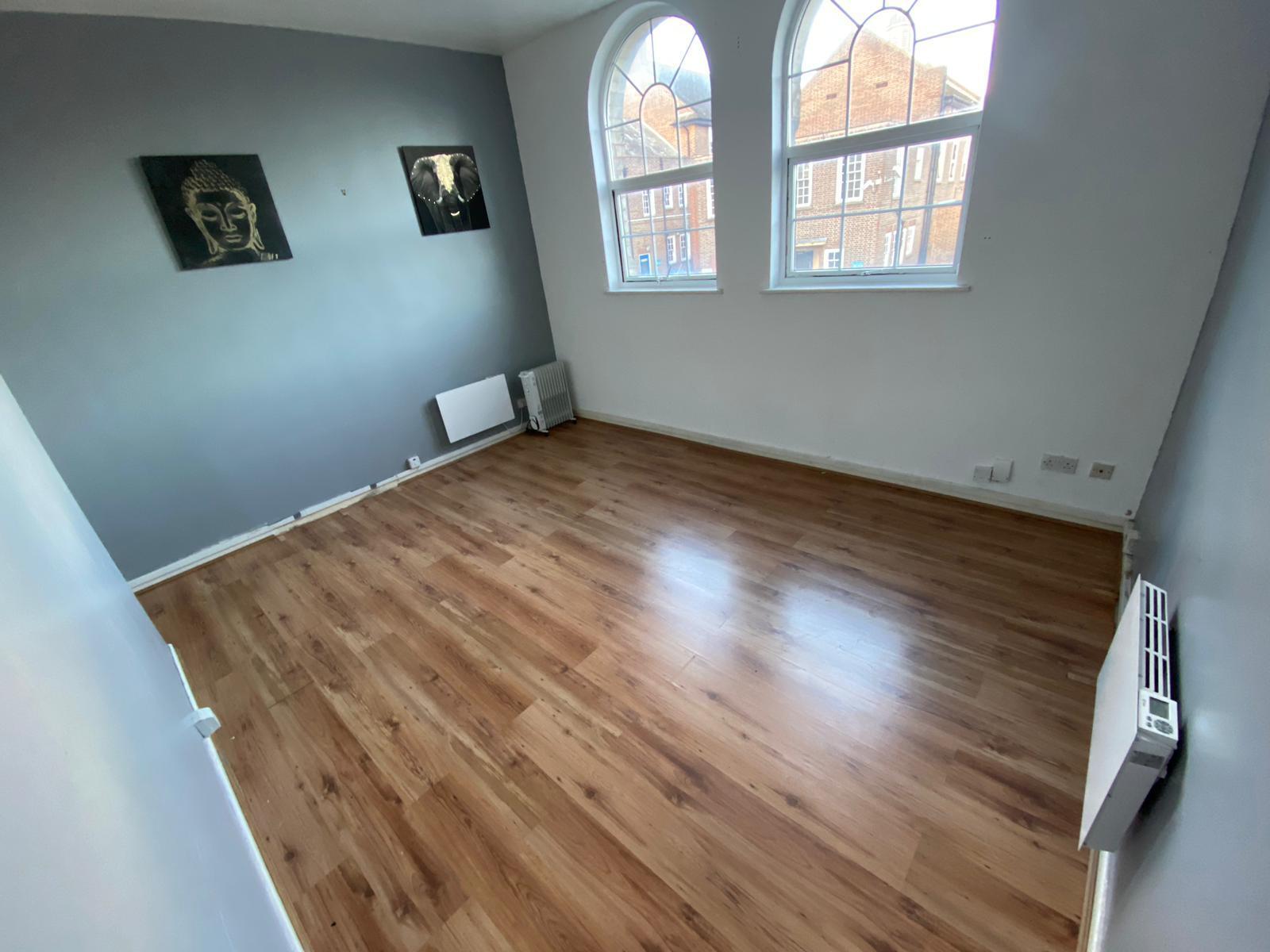 Flat Cheapside in Willenhall