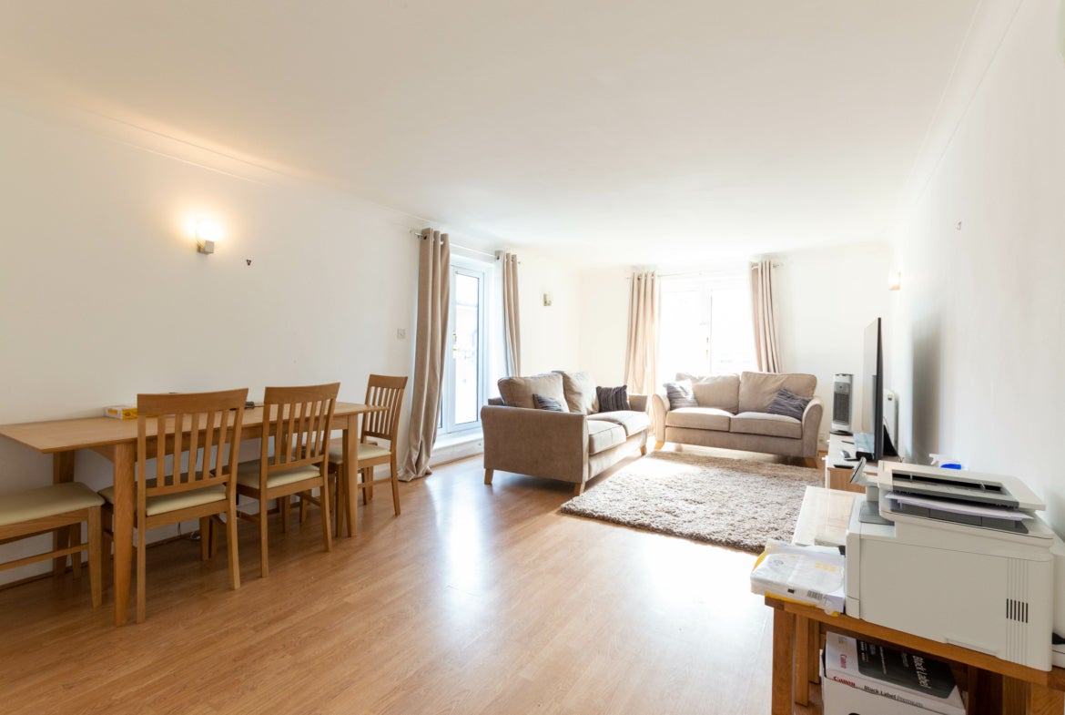 Flat Admiral Walk in City of Westminster