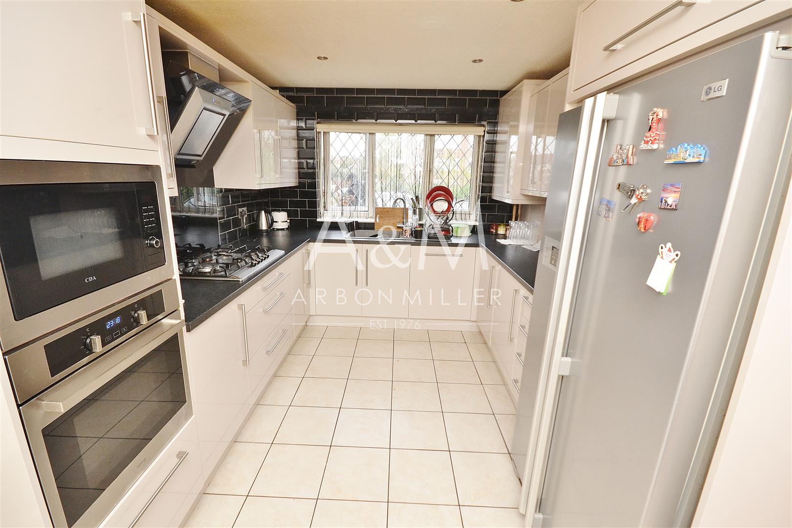 Room Pershore Close in Greater London
