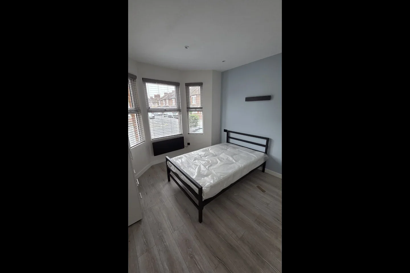 Room Liverpool Road in Watford