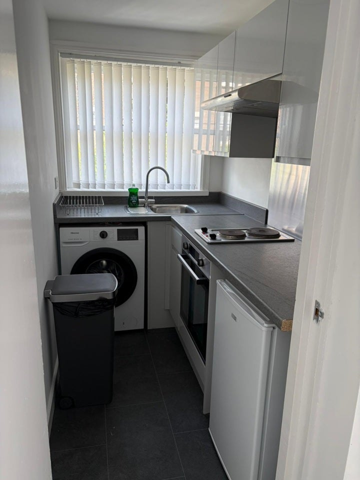 Room Back Irvine Street in Liverpool