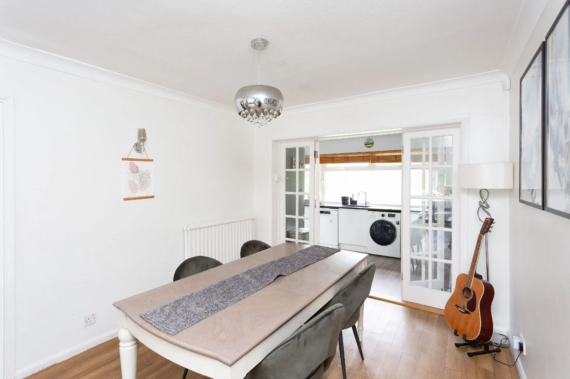 House Rutherford Way in Hertsmere