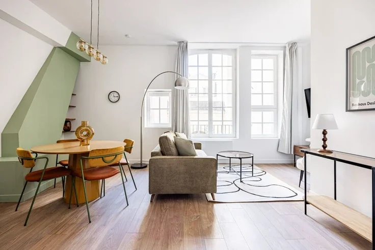 Flat Rue Mouffetard in Paris