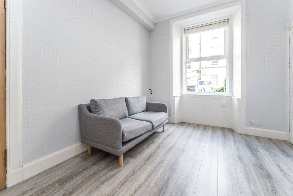 Flat Wardlaw Street in City of Edinburgh