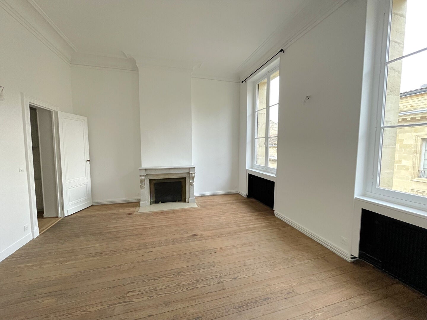 Appartement Place des Quinconces à Bordeaux