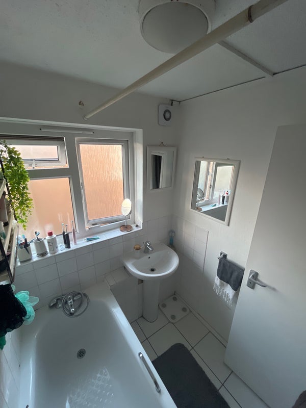 Room Brierly Gardens in Greater London