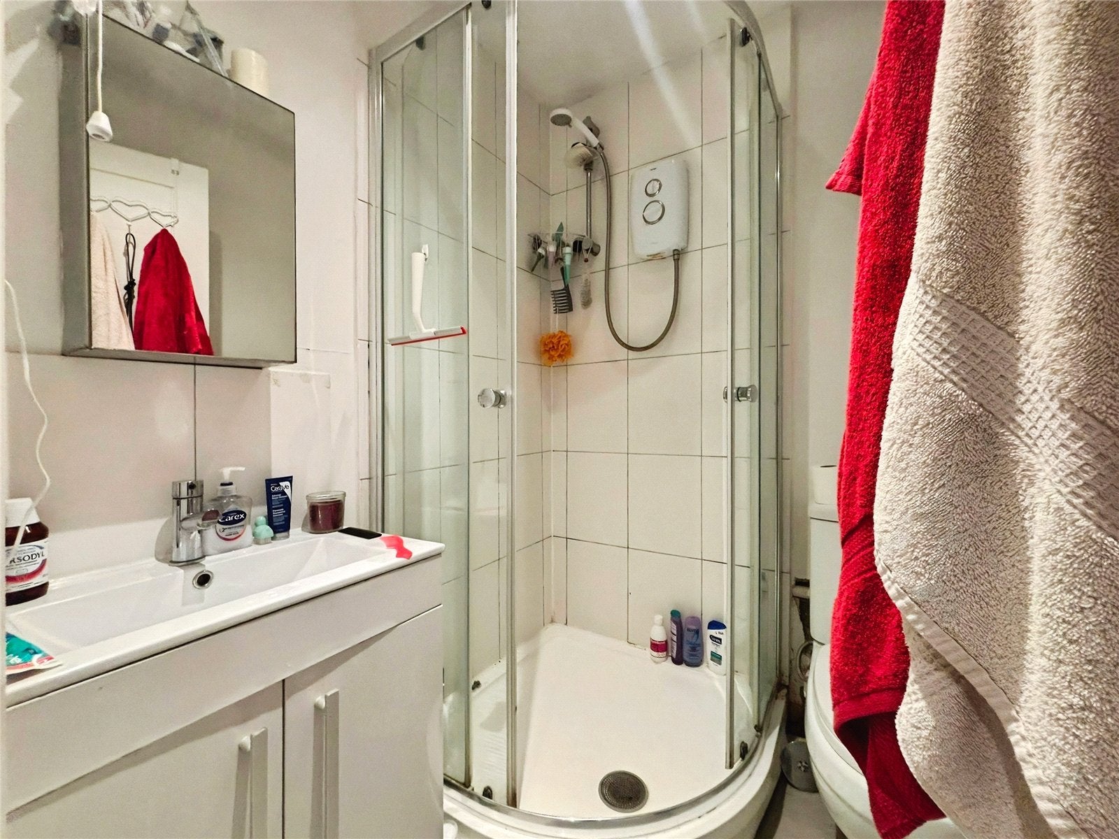Flat Lillie Road in Greater London