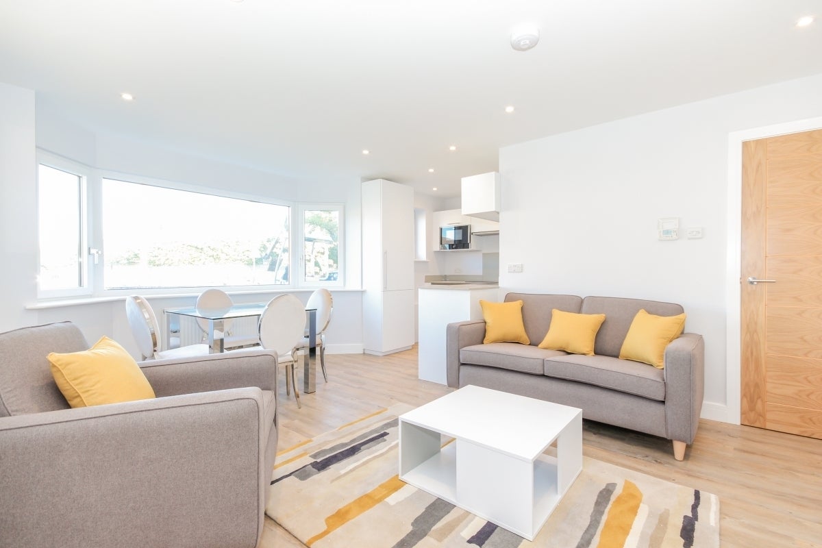 Flat Godstow Road in Oxford