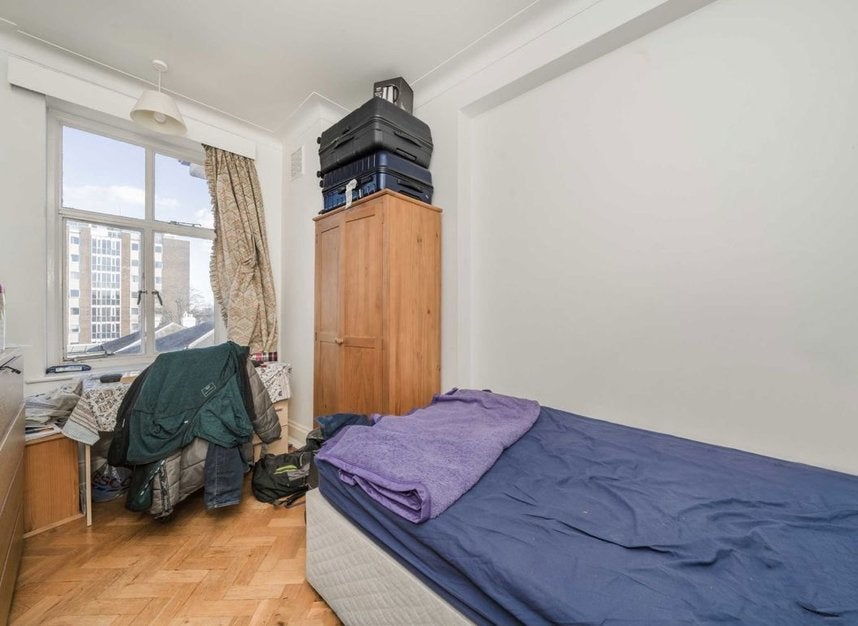 Flat Haven Green in Greater London