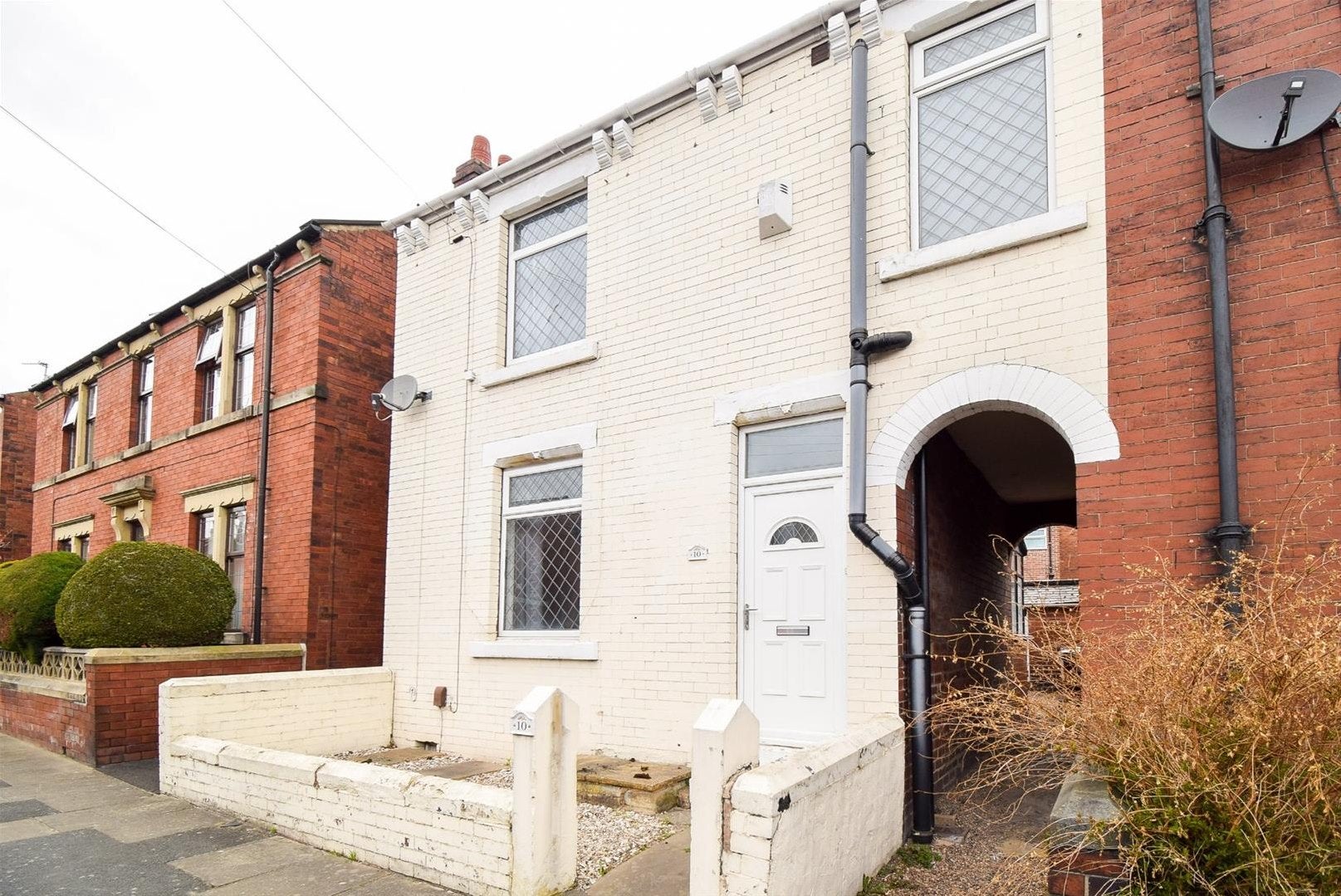 House Woodbine Street in Wakefield