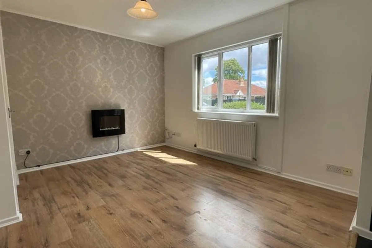 House Hadleigh Crescent in Middlesbrough