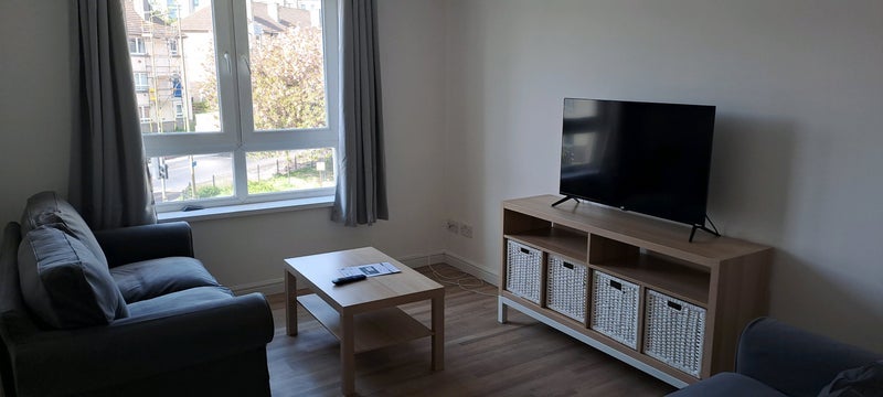 Flat Lochend Road South in City of Edinburgh
