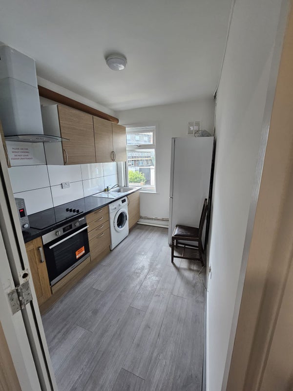 Room Earlham Grove in Greater London