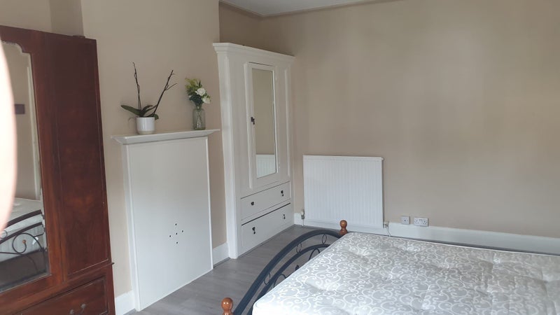 Room Earlham Grove in Greater London