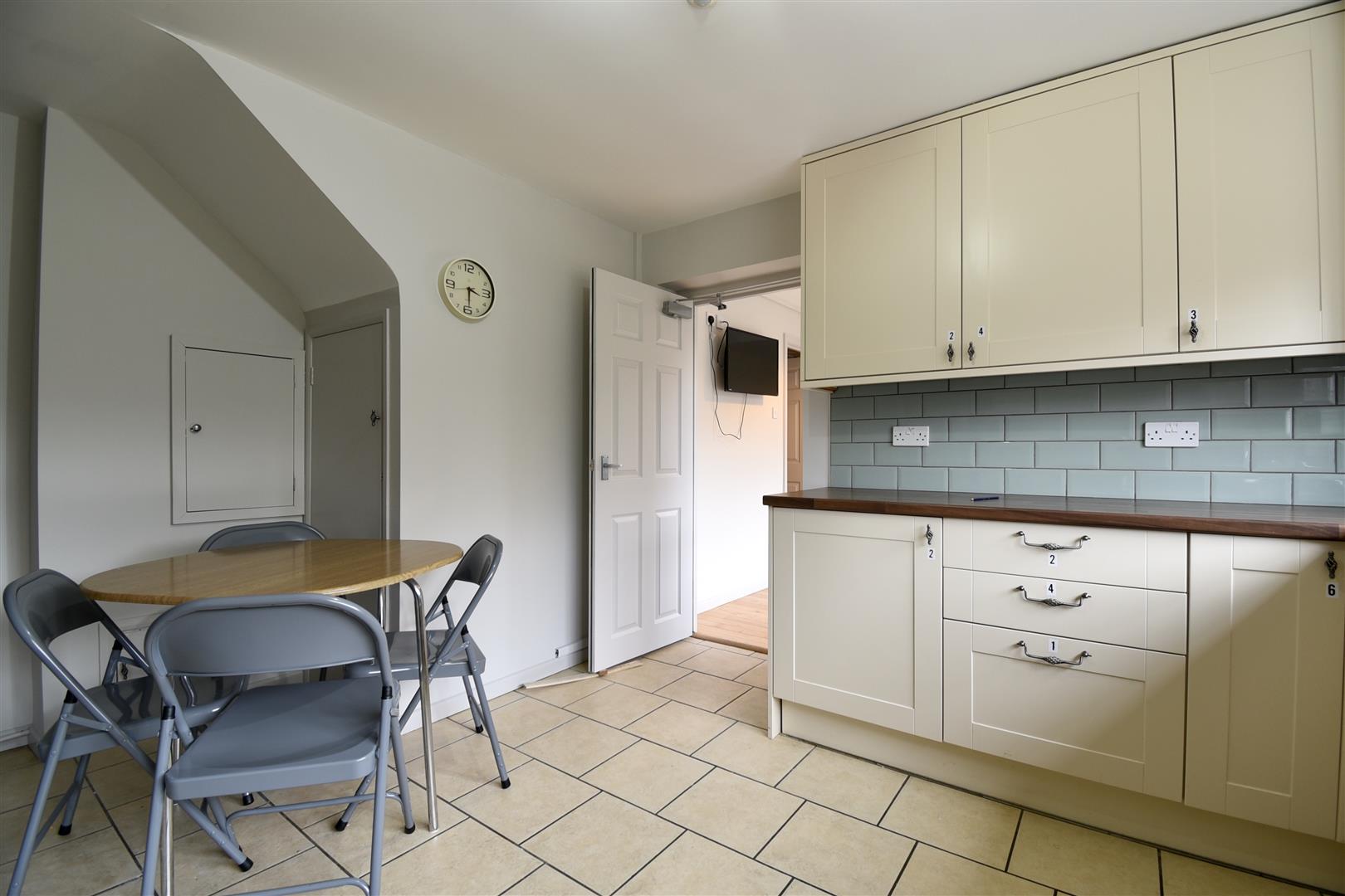Room Ascot Crescent in Stevenage