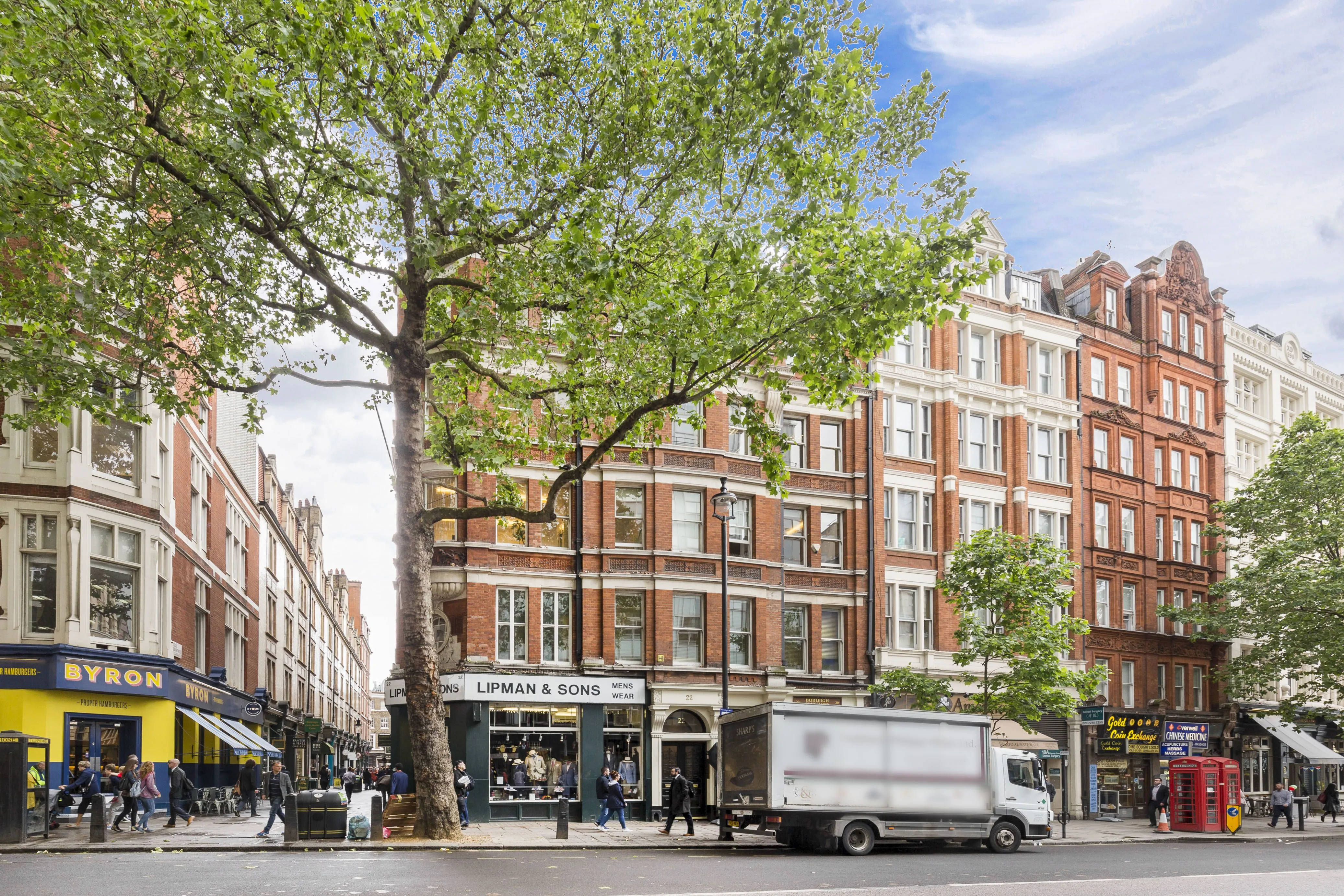 Flat St Martin's Lane in City of Westminster