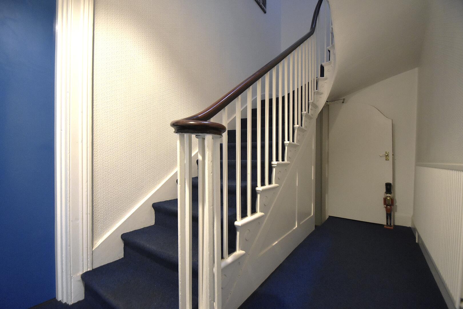 Room Terrace Road in Newport