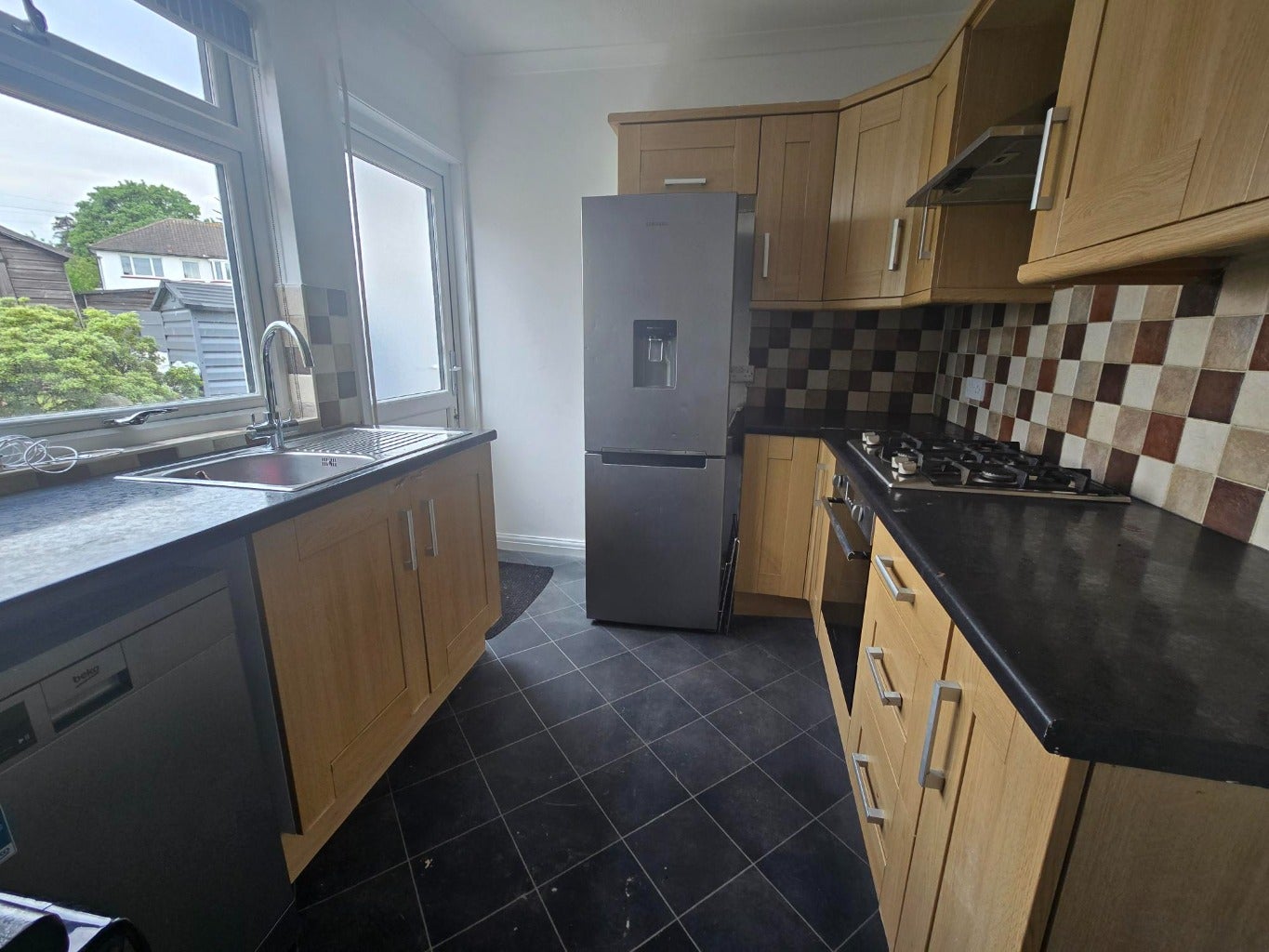 Flat Trevellance Way in Watford