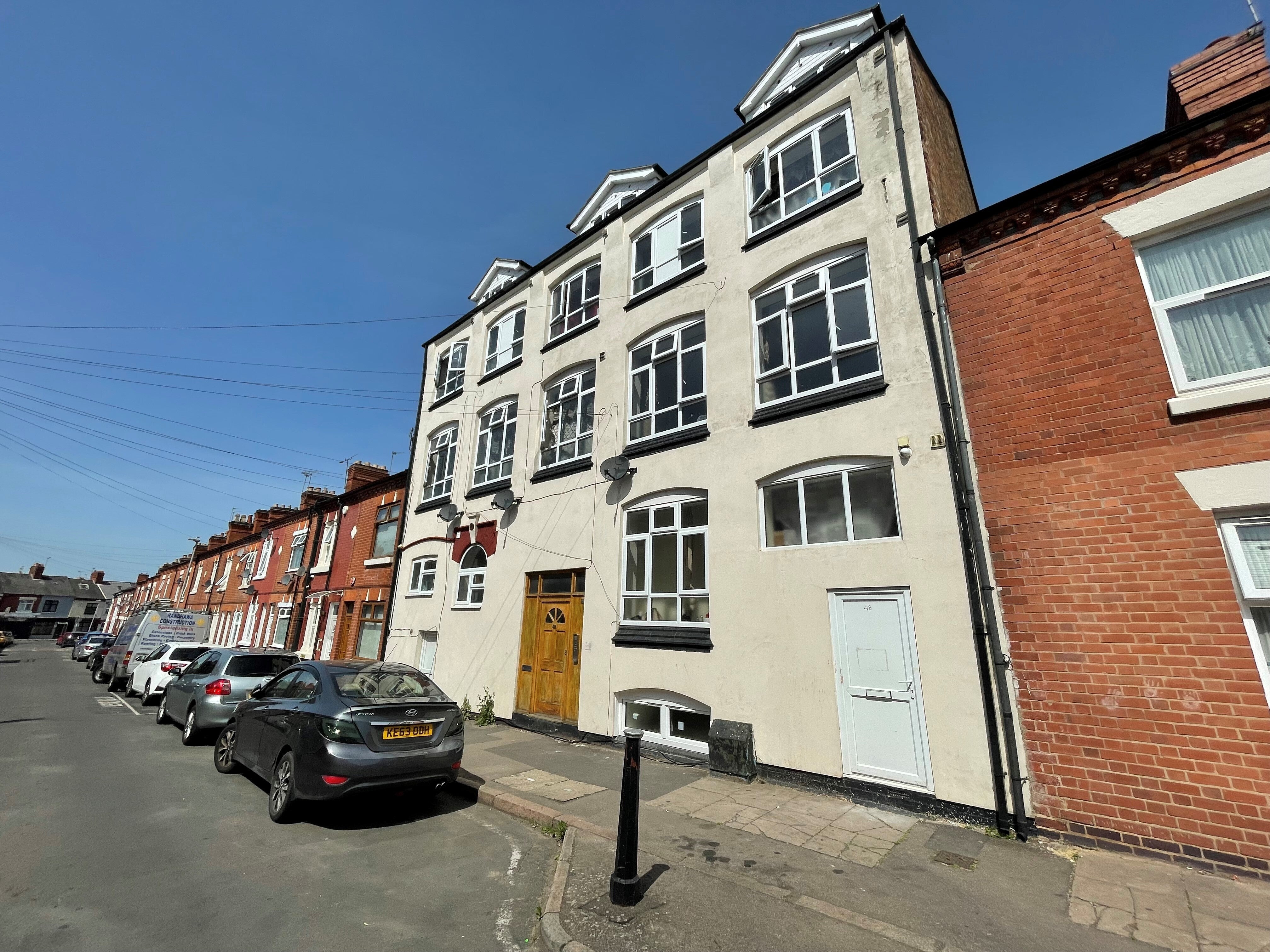 Flat Mount Road in Leicester