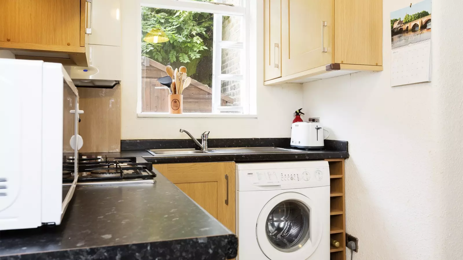 Flat Radipole Road in Greater London