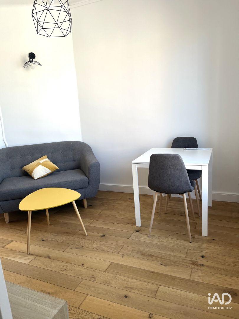 Flat Boulevard Louis Pasteur in Les Pavillons-sous-Bois